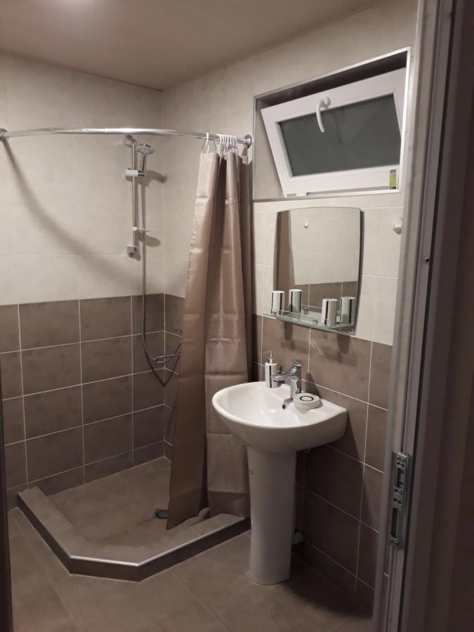 2 Bedroom Apartment In Chugureti Tbilisi Eksteriør billede