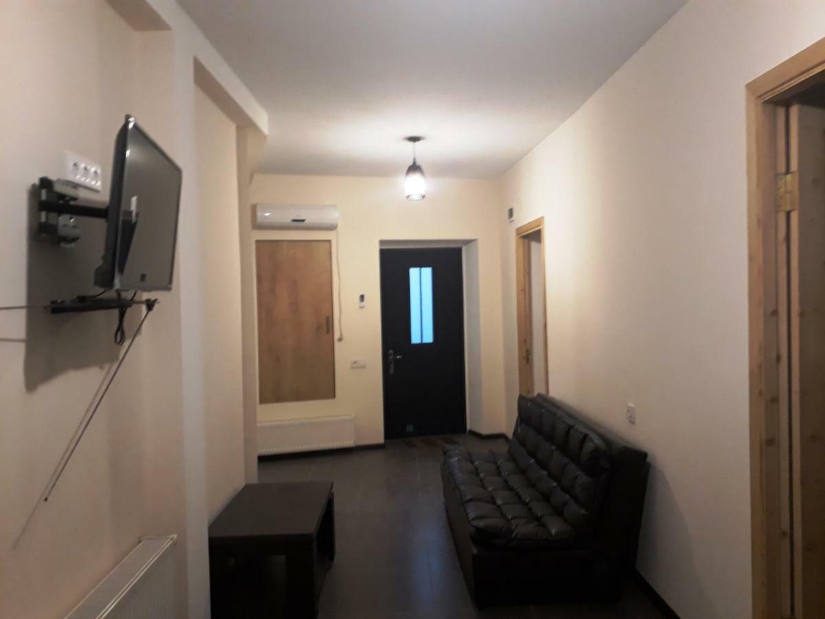 2 Bedroom Apartment In Chugureti Tbilisi Eksteriør billede